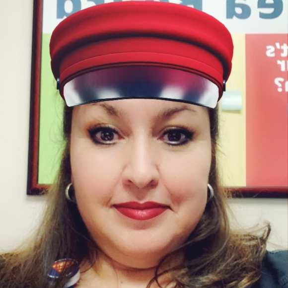 Meet your Posher, Pat - Picture 6 of 16